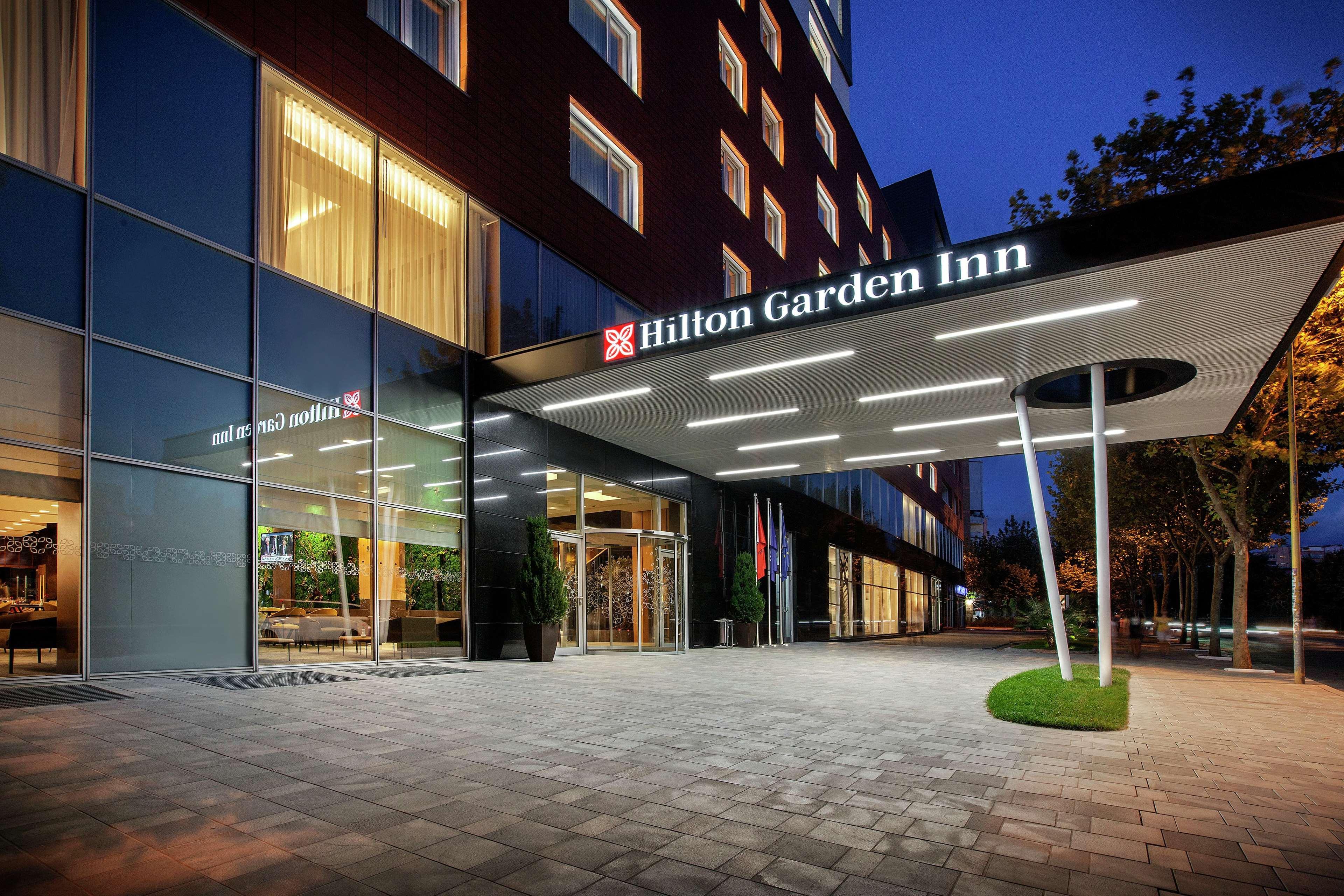 Hilton Garden Inn Tirana Exterior foto